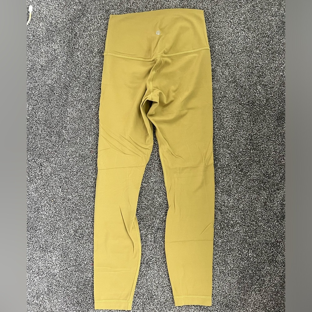 Lululemon leggings. Size 2. Barely worn in great condition